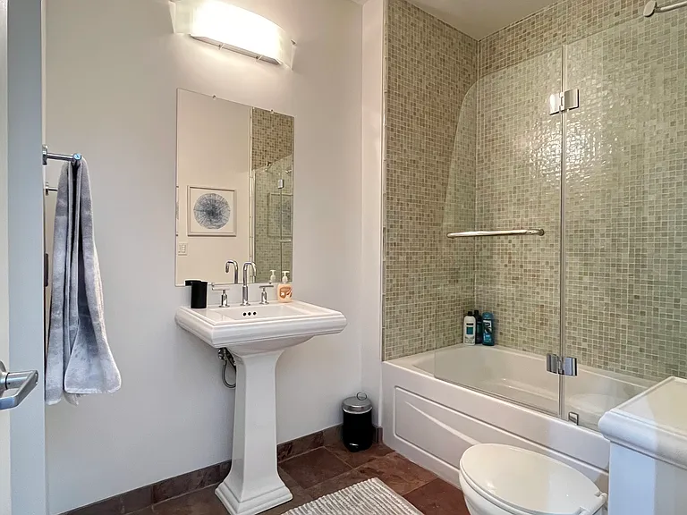 1755 Broadway #55 — Photo 9