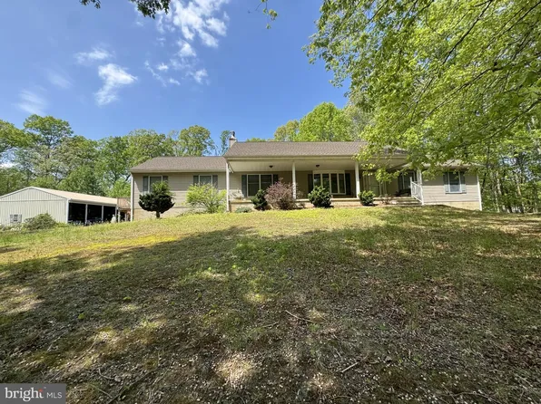 174 Pine Tree Rd, Townsend, DE 19734