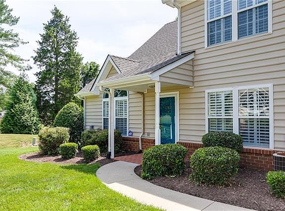 3rd image of 12417 Carnoustie Ln #D