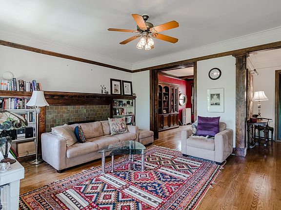 3rd image of 5402 S East View Park #3