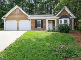 937 Fox Valley Ct, Stone Mountain, GA 30088