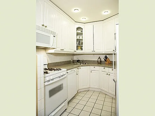 Sold by Stribling | media 3