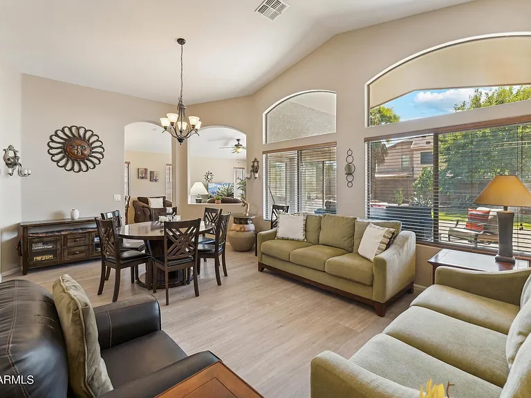 101 W Red Mesa Trl — Photo 6