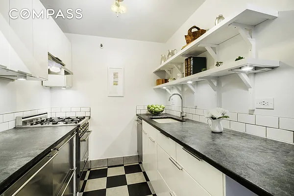 Sold by Compass | media 3