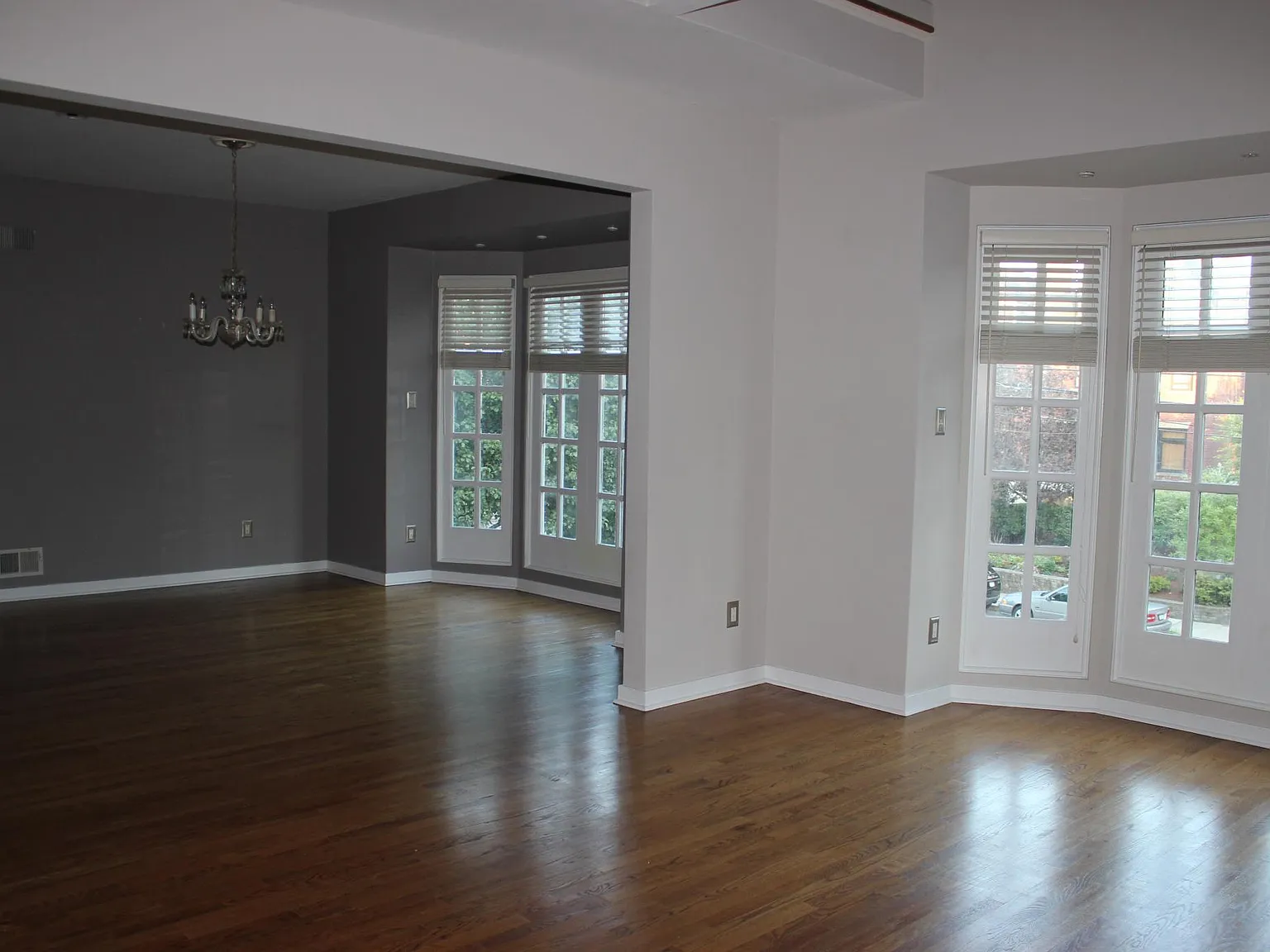 3 bed, $2,950 — Photo 2