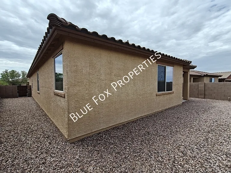 12163 N Meditation Dr — Photo 33