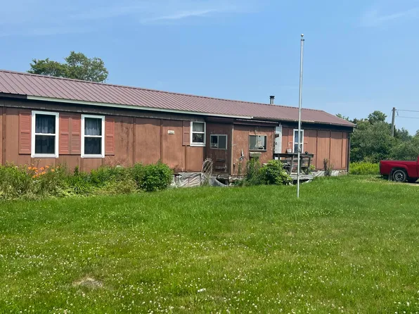 457 County Road, Lubec, ME 04652