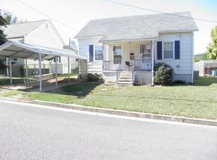 1104 Main St, Loudon, TN 37774