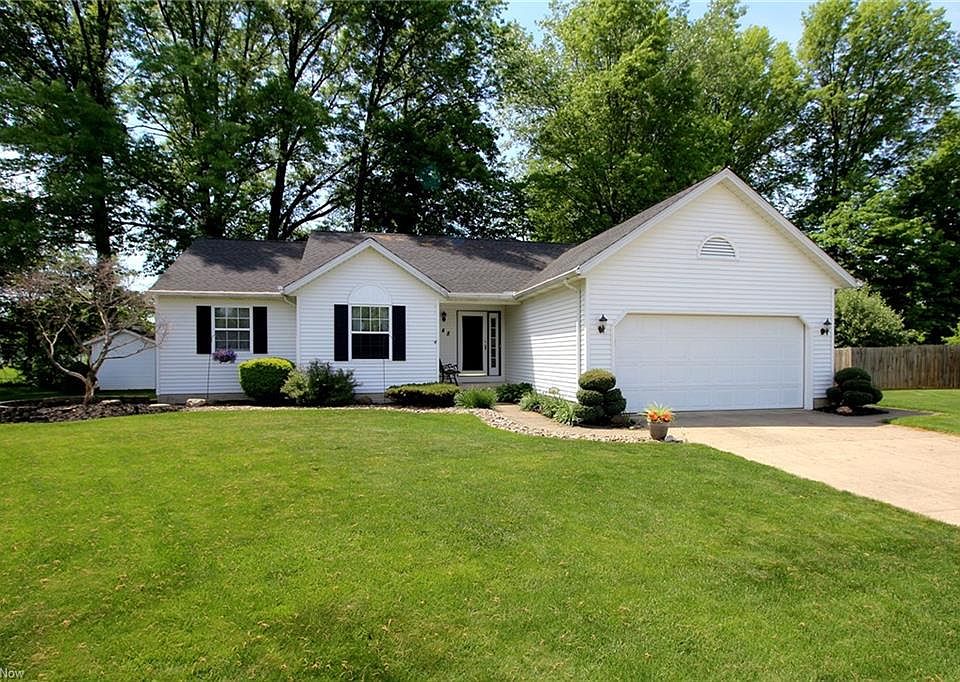 1st image of 148 Queen Anne Cir