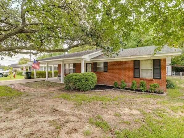 2403 N 8th St, West Monroe, LA 71291