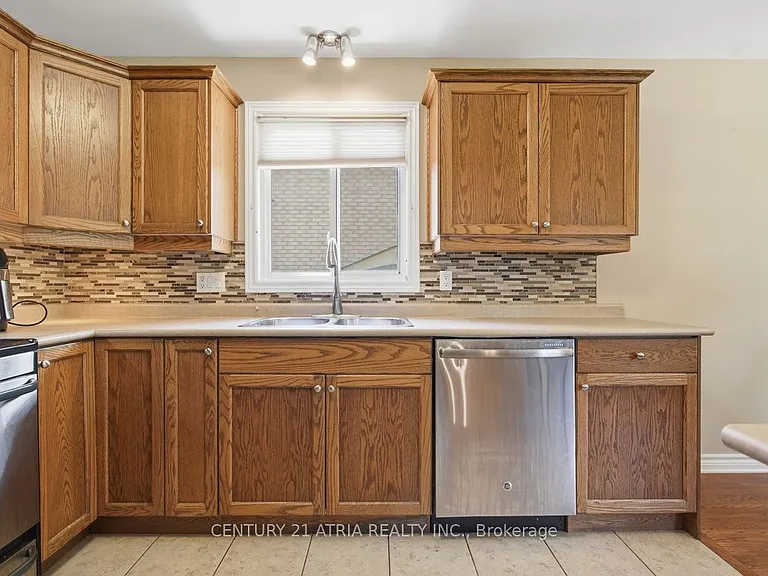 806 Marigold St — Photo 12