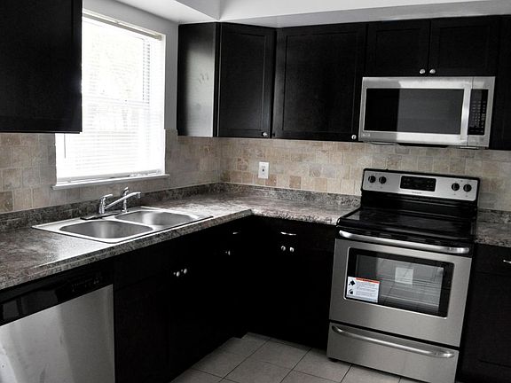 5th image of 4941 Redstone Dr Unit 9