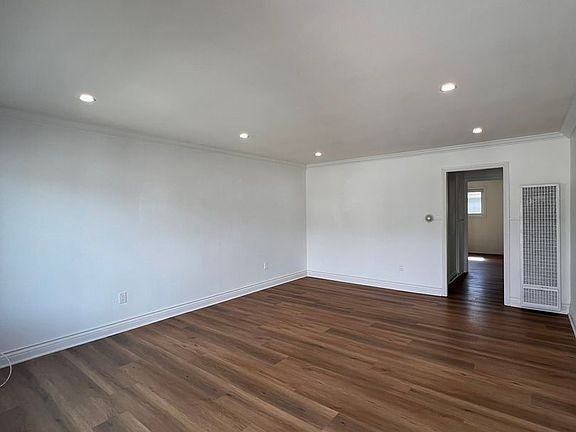 3rd image of 18711 Demion Ln APT D