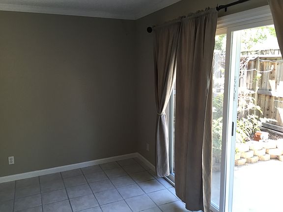 4th image of 371 Cannon Green Dr APT B