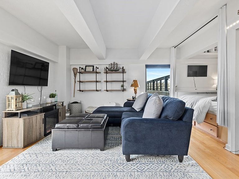 42 8th St Charlestown, MA, 02129 Apartments for Rent Zillow