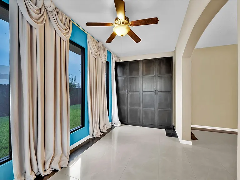 21627 Sierra Long Dr — Photo 17