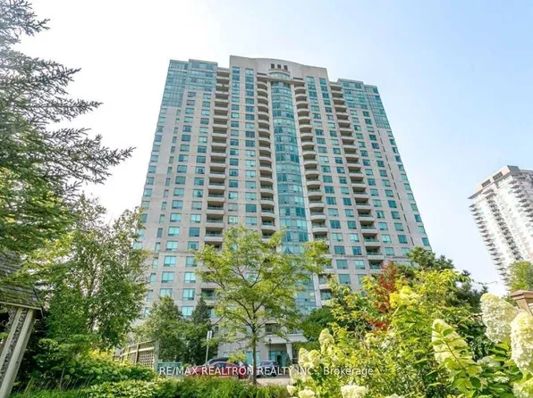 61 Town Centre Ct #211, Toronto, ON M1P 5C5