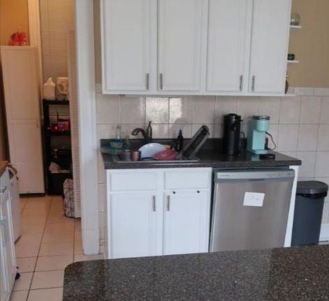 4th image of 1359 N Ashland Ave #4