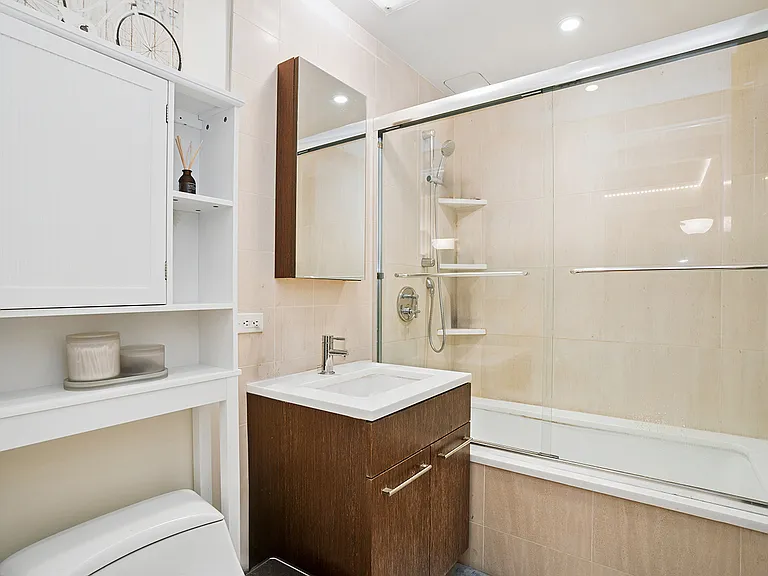 39 E 29th St #6E — Photo 7