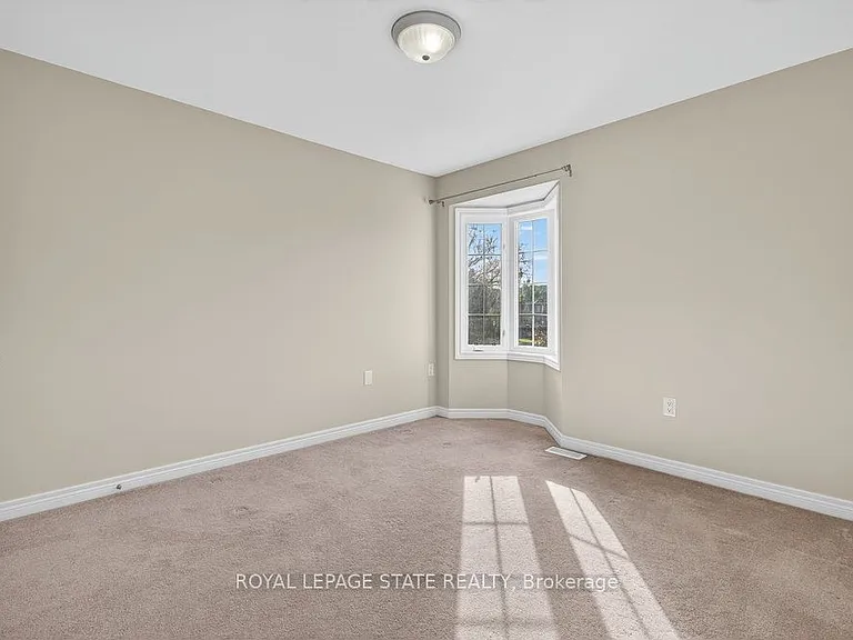 97 Sunvale Pl #4 — Photo 35