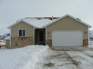 160 Spring Creek Pkwy, Spring Creek, NV 89815