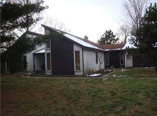 1325 Bloomwood Dr, Lancaster, OH 43130