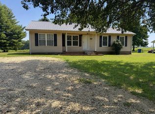 120 Carlton St, Gleason, TN 38229