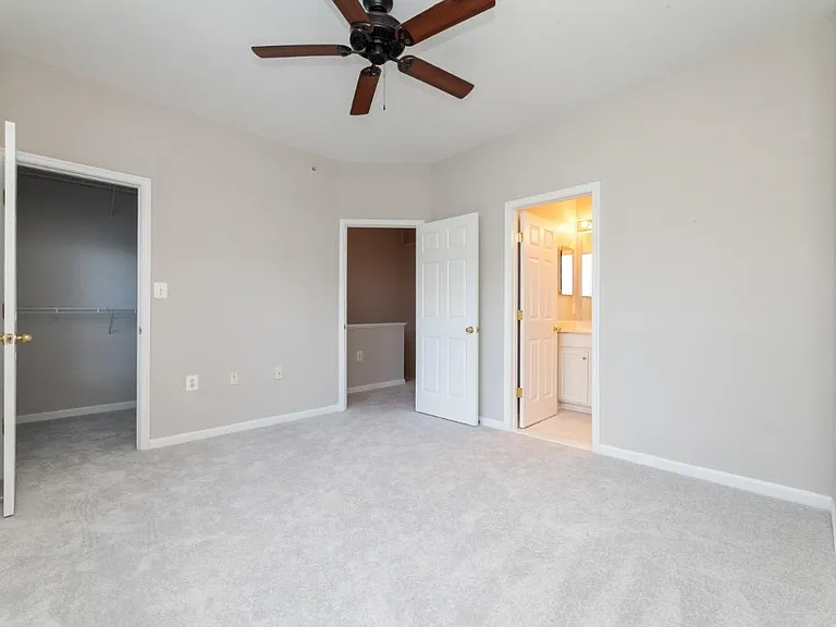 21807 Petworth Ct — Photo 21