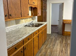 1405 Summit St, Beatrice, NE 68310