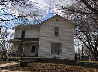 300 N Main St, Centerview, MO 64019