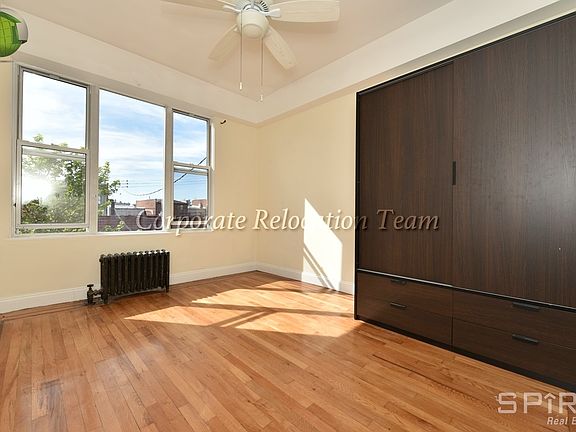 4th image of 25-29 45th St #A2