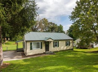 3312 Stamps Ln, Powell, TN 37849