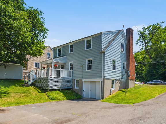 4th image of 251 Buell Street