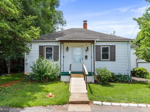 101 Beeden Ln, Front Royal, VA 22630