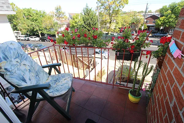 Sold by Superior Realty Service | media 4