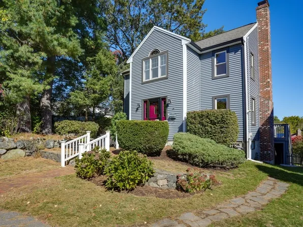 39 Wight St, Waltham, MA 02452