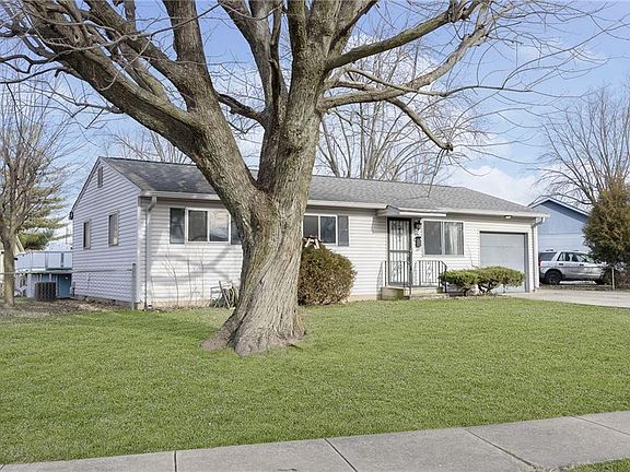 3rd image of 596 Northgate Dr
