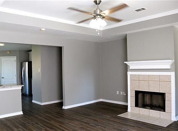 5th image of 618 Colony Park Dr