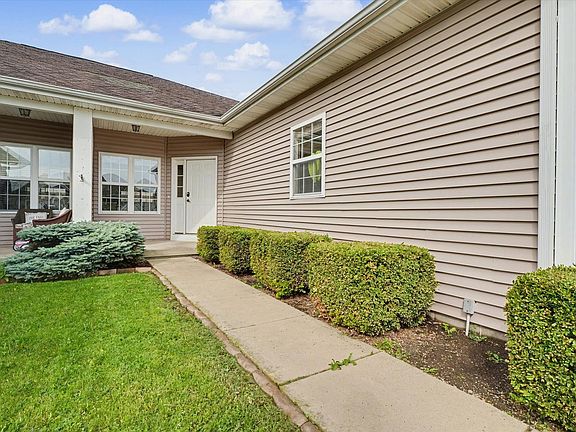 4th image of 1505 Stonebluff Ct