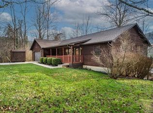 16 Camelfield Rd, Weaverville, NC 28787