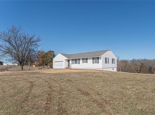 1089 Highway 100, Morrison, MO 65061