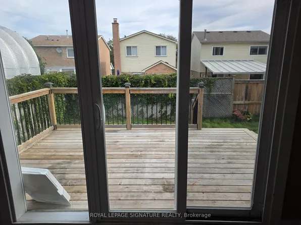38 Glynn Rd, Ajax, ON