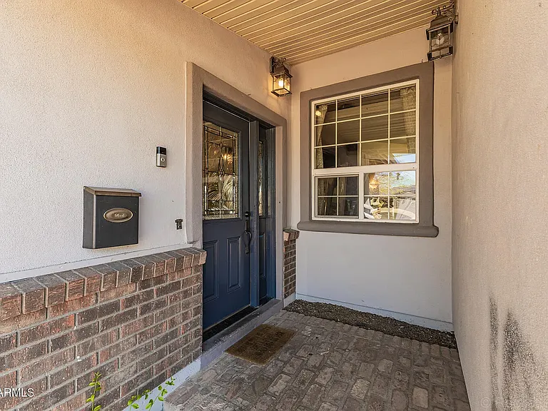 413 E Ellis Dr — Photo 14