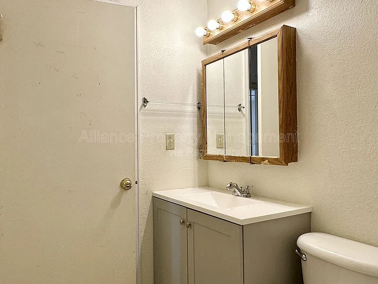 44 Sunflower Rd #B — Photo 11