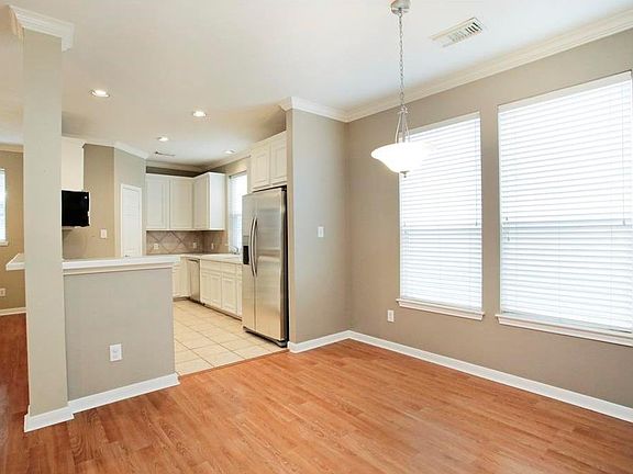 Dining & Kitchen room