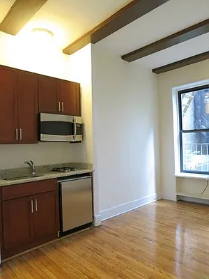 Rented by Lara Group | media 37