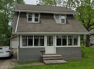 1455 East Ave, Akron, OH 44307