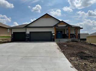 5428 SW Timber Ridge Ln, Topeka, KS 66610