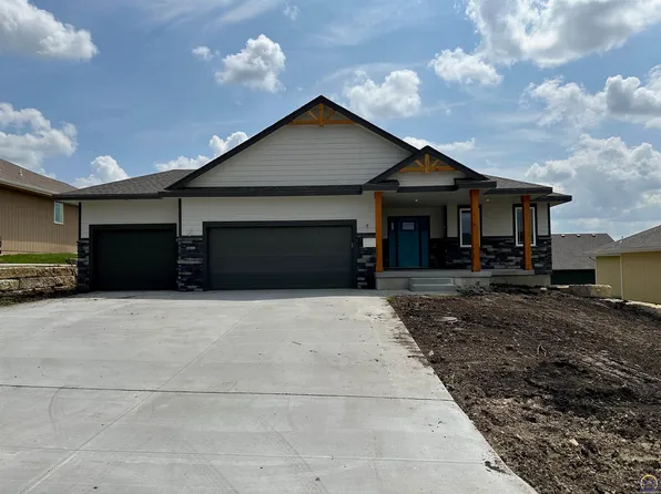 5428 SW Timber Ridge Ln, Topeka, KS 66610