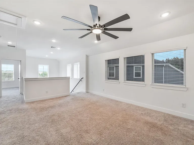 19384 Poppy Village Cir — Photo 24